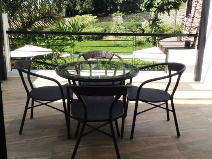 Bellagio Hills Hotel And Restaurant