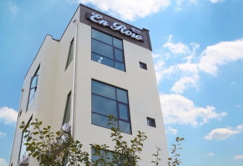 Gangreung Rosepension