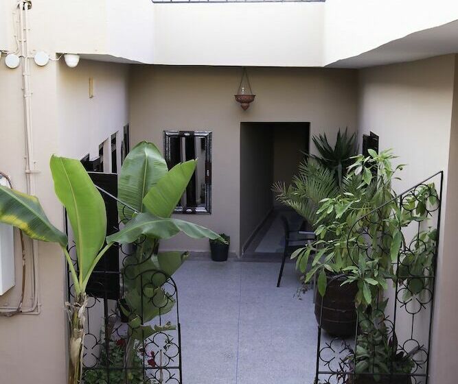 Отель Atlas Mirleft