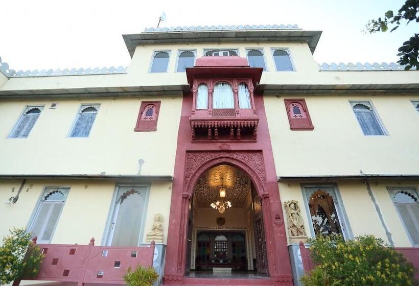ホテル Shahpura Kumbhal Villas