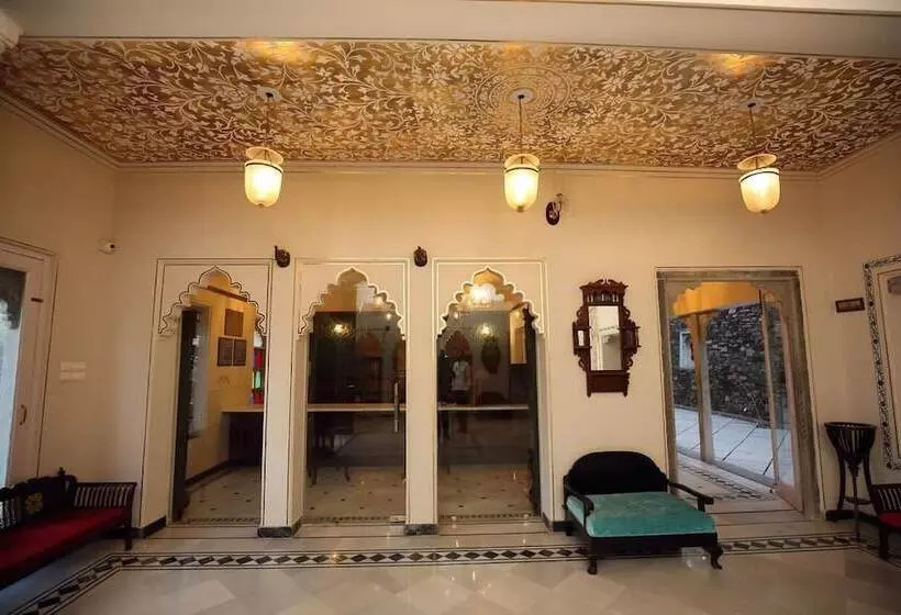 ホテル Shahpura Kumbhal Villas