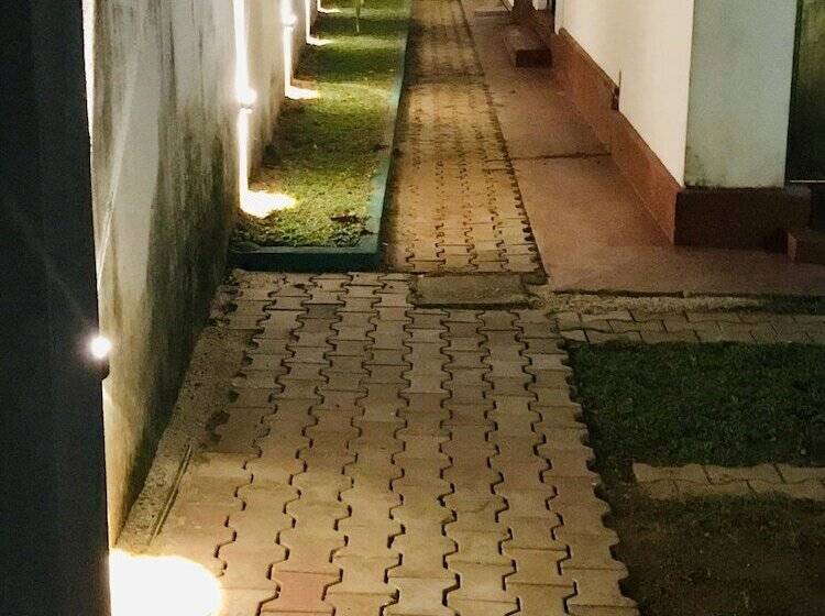 پانسیون Ama Villa Negombo