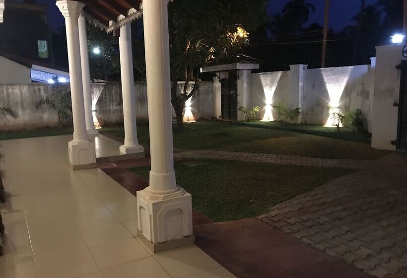 پانسیون Ama Villa Negombo