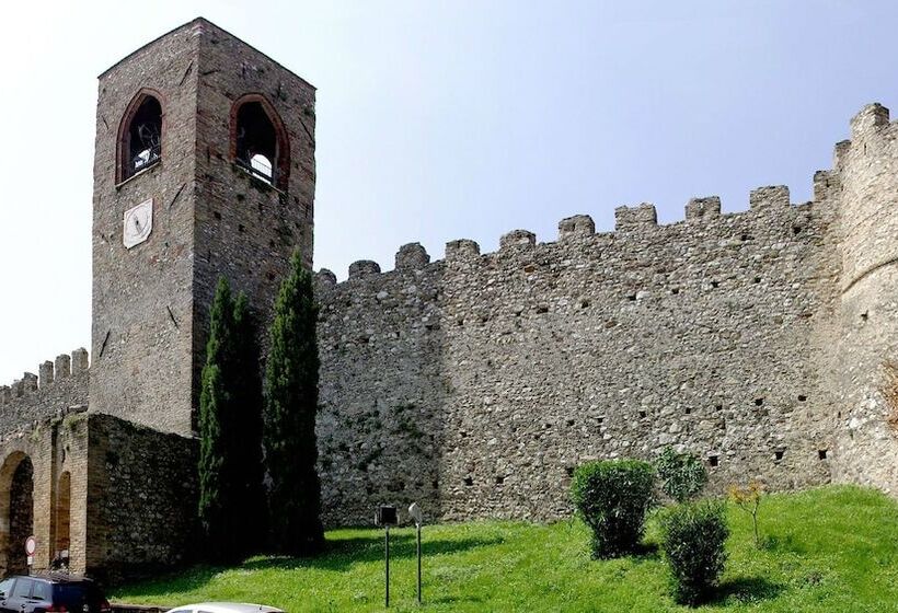 פנסיון Corteallago