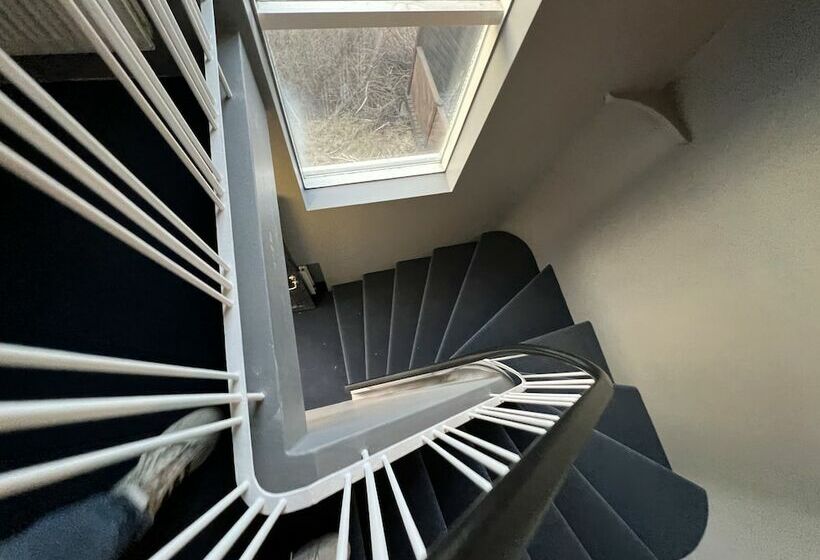 پانسیون Ig Akureyri