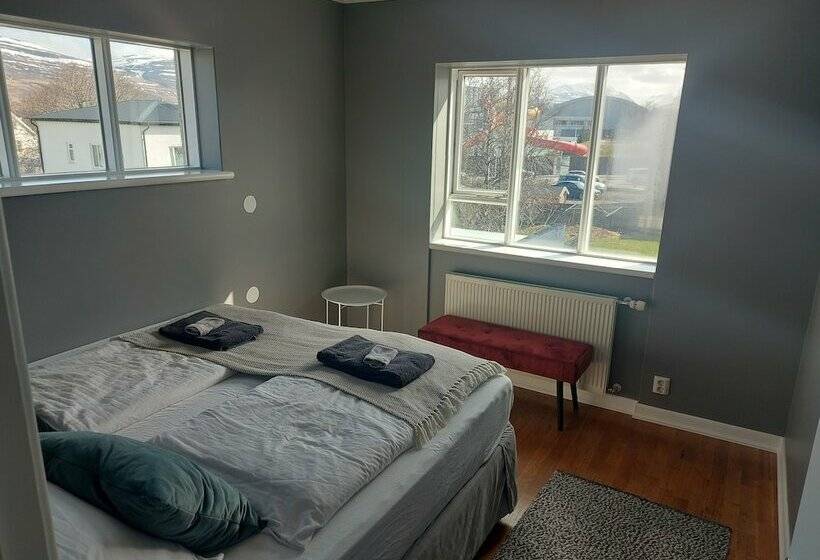 پانسیون Ig Akureyri