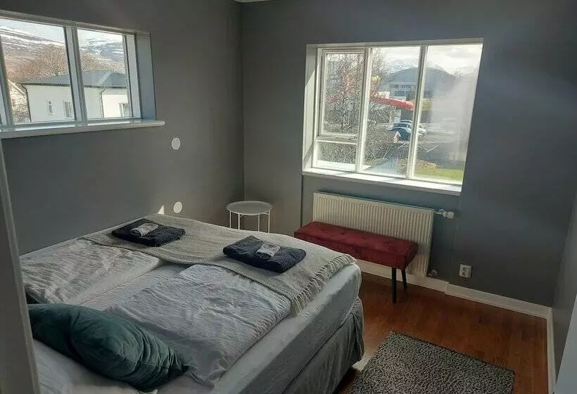 پانسیون Ig Akureyri