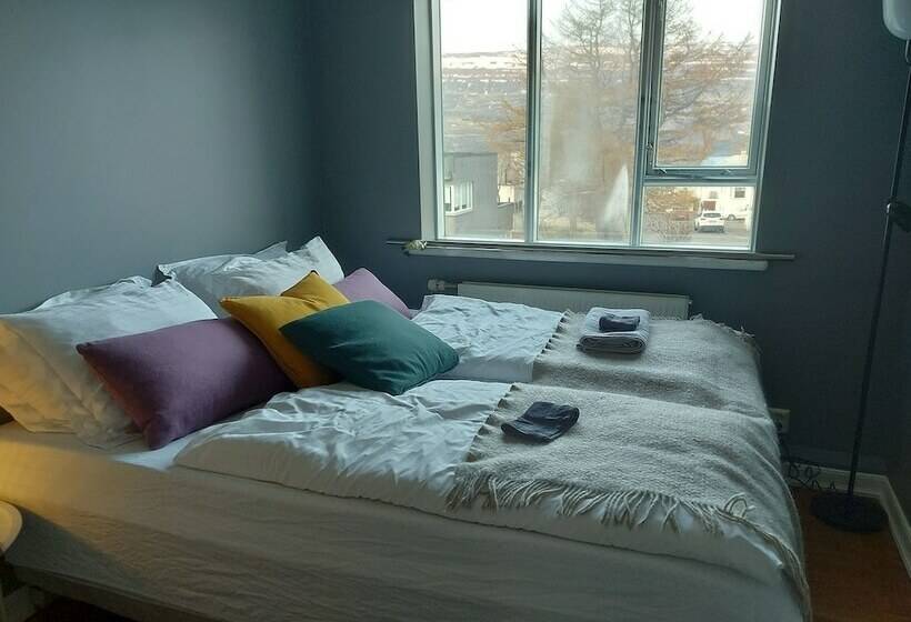 پانسیون Ig Akureyri