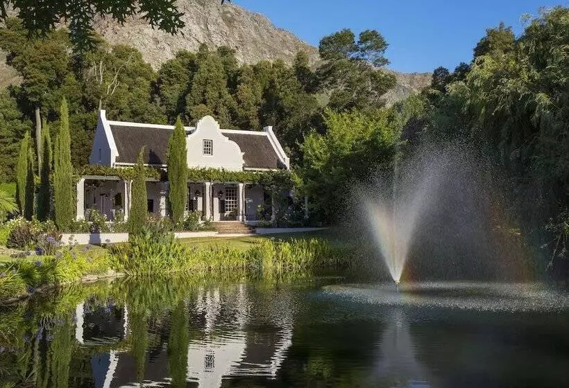 Majatalo La Providence Guest House & Wine Farm