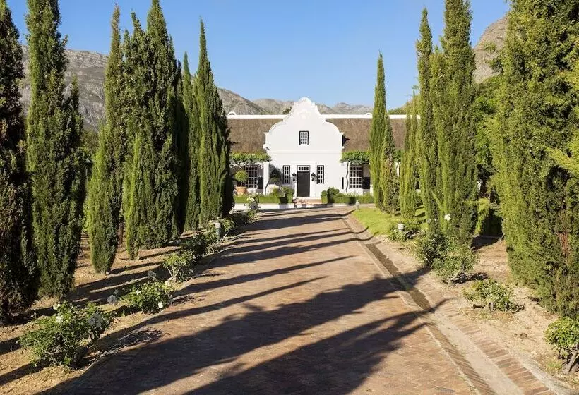 Majatalo La Providence Guest House & Wine Farm