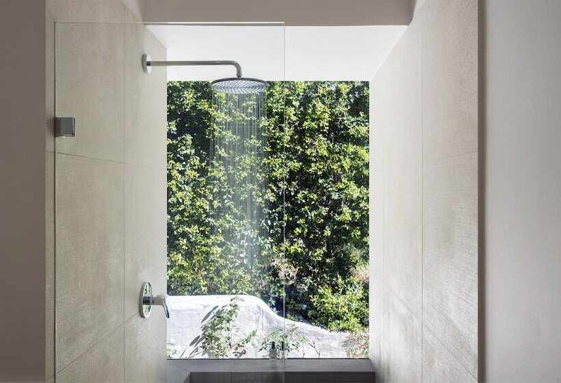 ペンション La Providence Guest House & Wine Farm