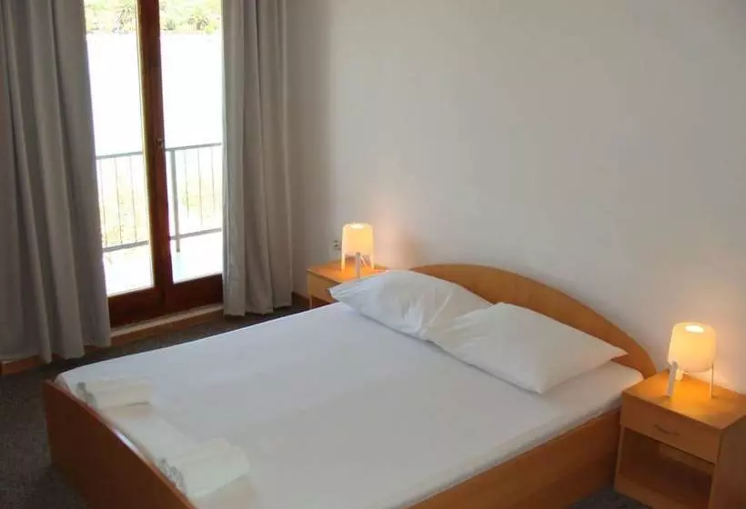 Sea Turtle Apartments