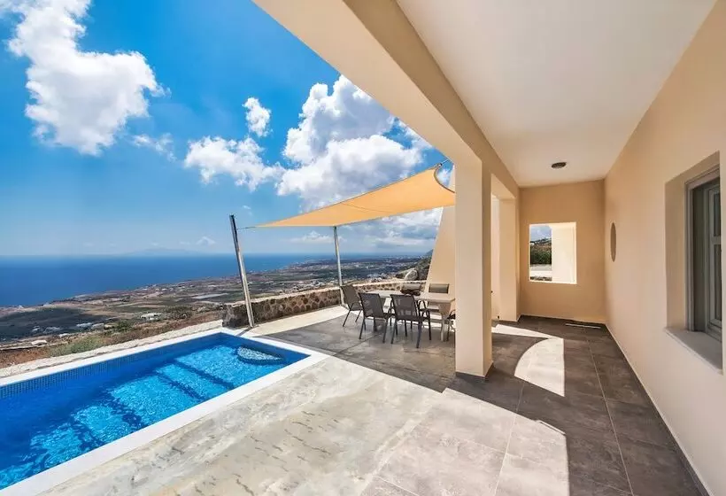 Theano Cave Suites & Villas