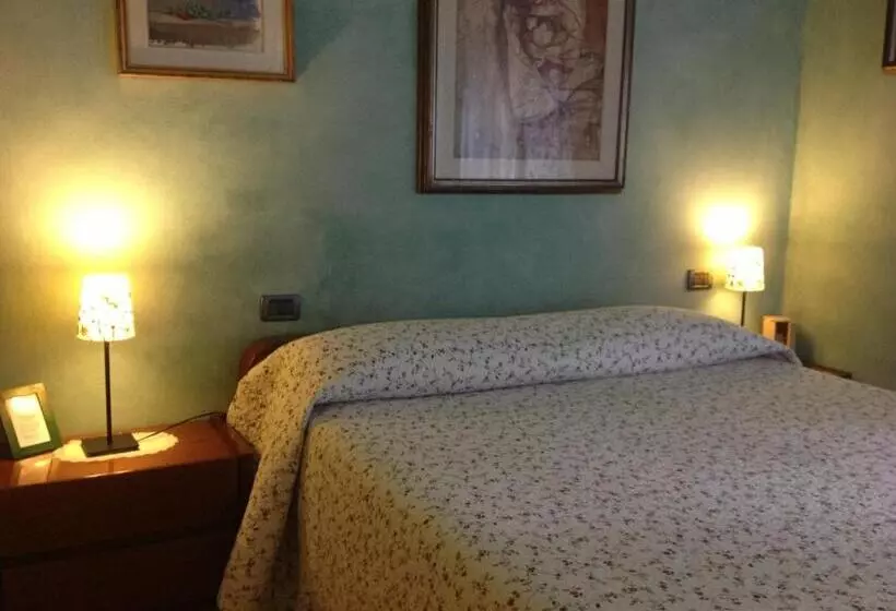 Bed And Breakfast La Casa Delle Rondini