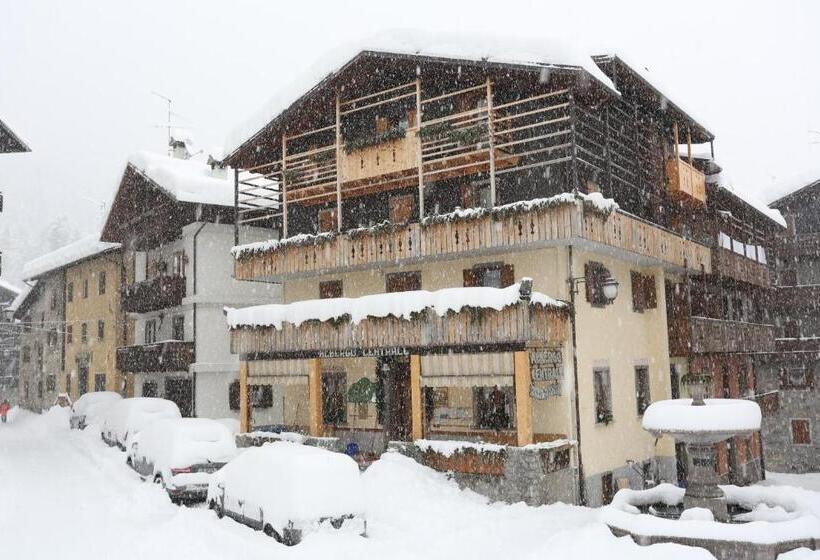 Hotel Albergo Centrale Forni