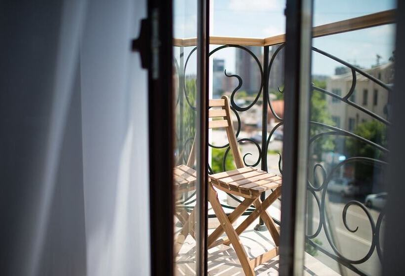 בית מלון כפרי Capital