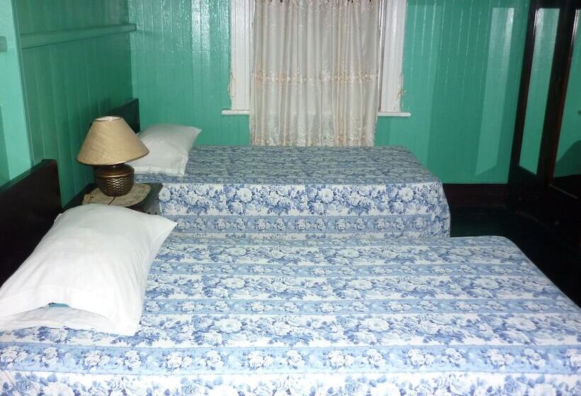 בית מלון כפרי Demontevin Lodge