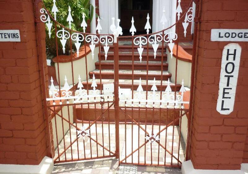 בית מלון כפרי Demontevin Lodge