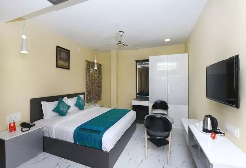 ホテル Rahmath Residency By Oyo Rooms