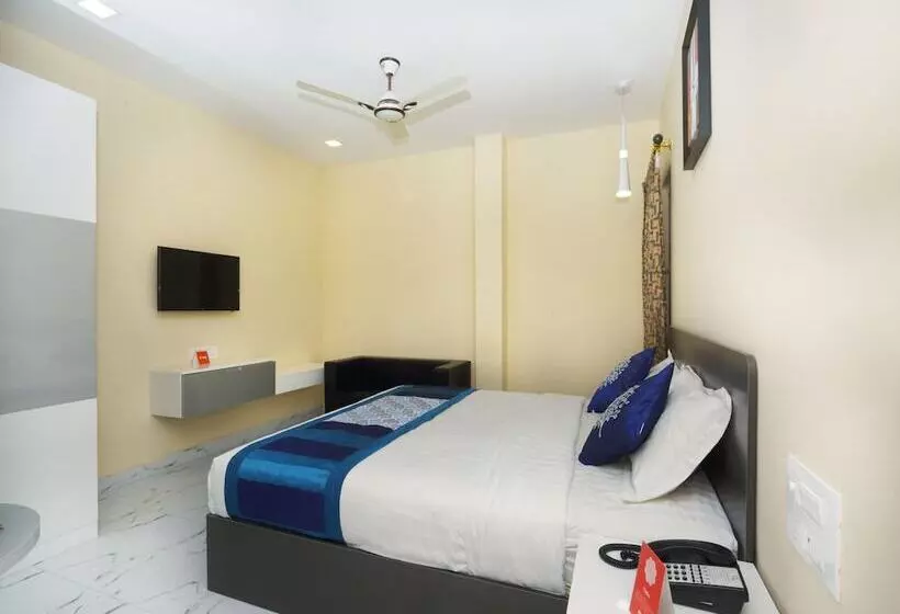 ホテル Rahmath Residency By Oyo Rooms