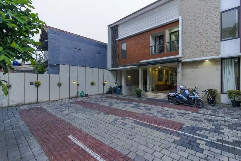 Hotelli Reddoorz Plus @ Tb Simatupang