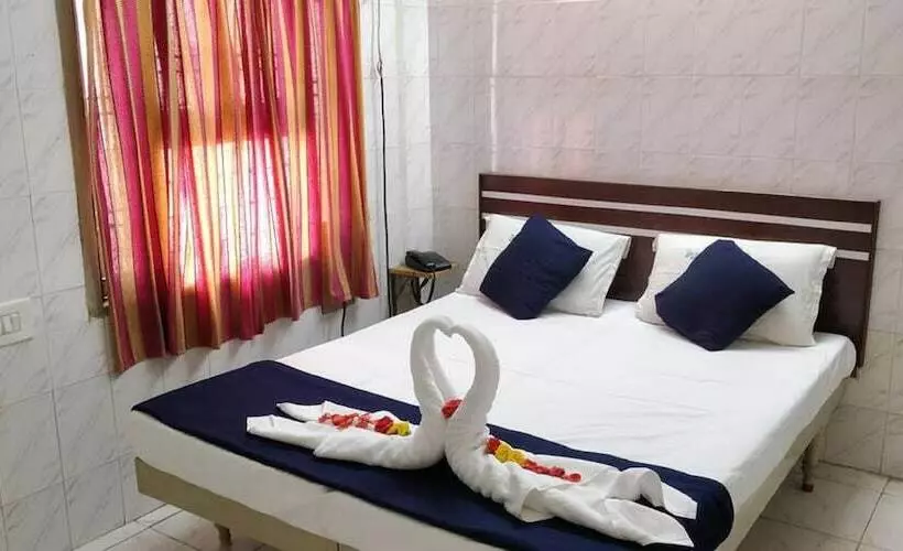 ホテル Sree Vaibhav Residency