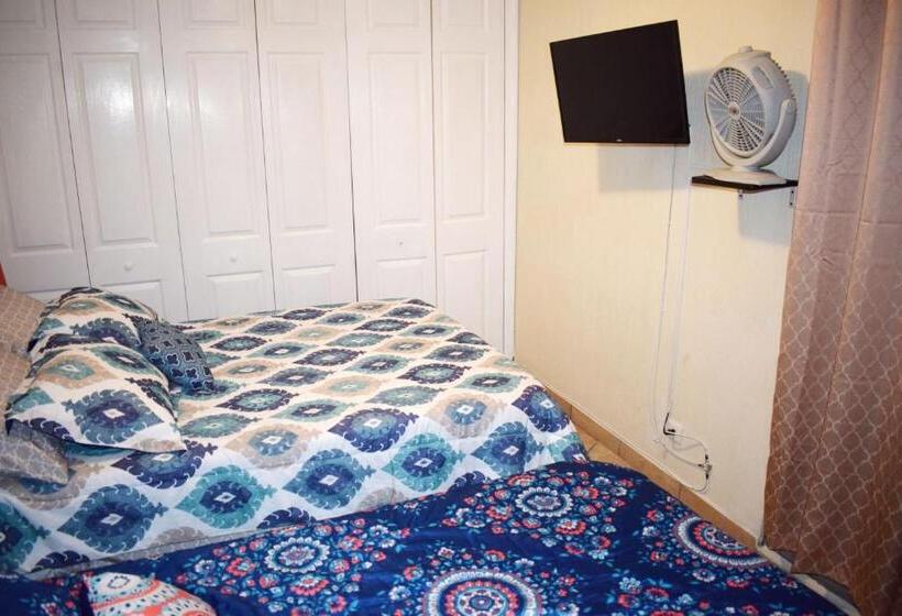 پانسیون Laguna Sky