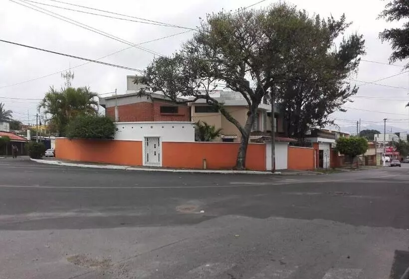 پانسیون Laguna Sky