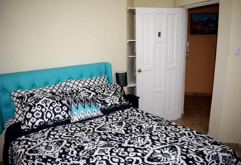 پانسیون Laguna Sky