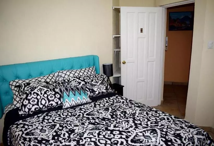 پانسیون Laguna Sky