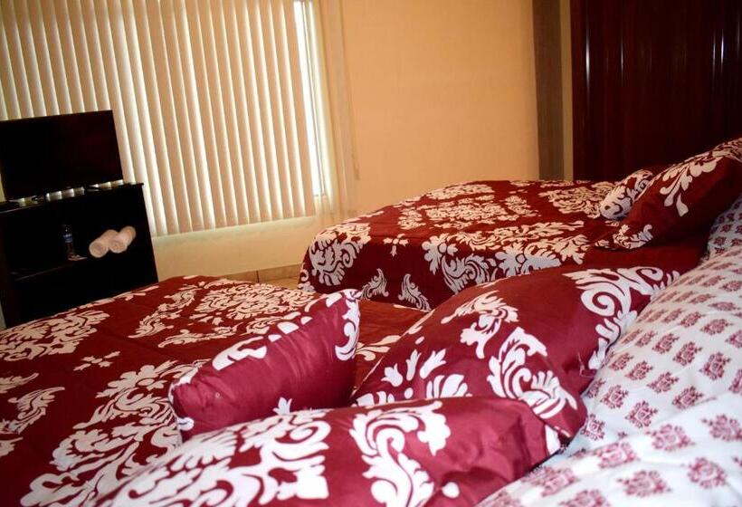 پانسیون Laguna Sky