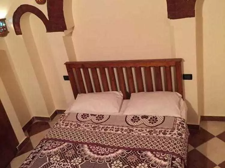 Shahhat House