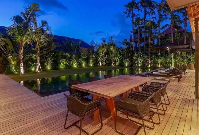 Villa Nehal   Luxury 5br Villa With 20m Pool