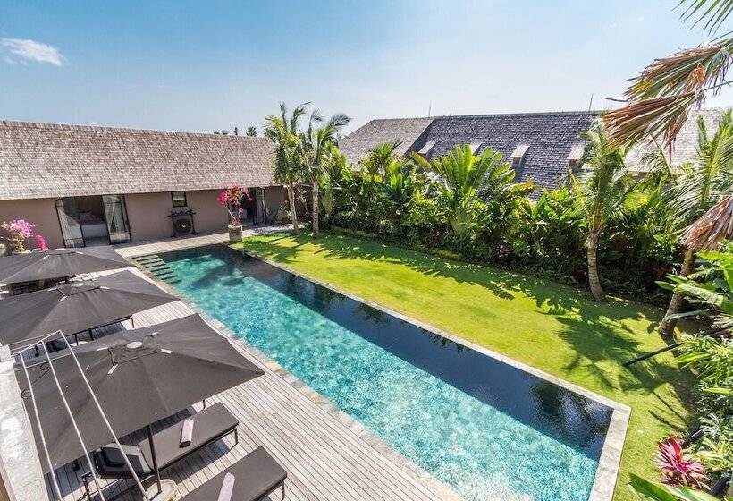 Villa Nehal   Luxury 5br Villa With 20m Pool