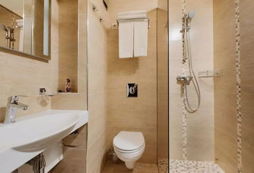 Aamiaismajoitus (B&B) Helix