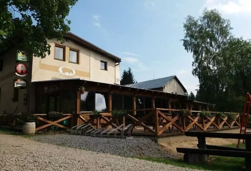 Aamiaismajoitus (B&B) Penzion U Hrocha