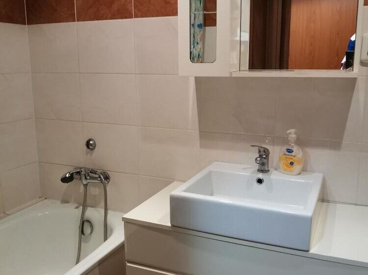 Bed and Breakfast Penzion U Hrocha