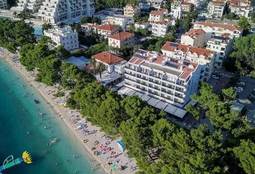 هتل Central Beach 9