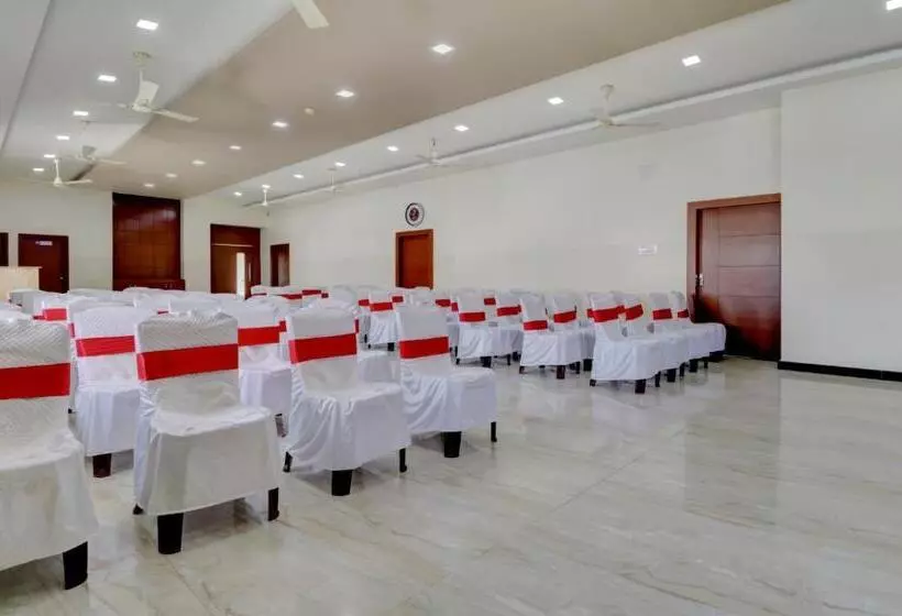 ホテル Treebo Orchid