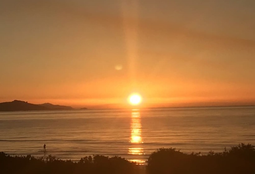 פנסיון Amare Beachside Luxury