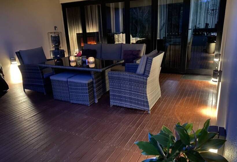 פנסיון Amare Beachside Luxury