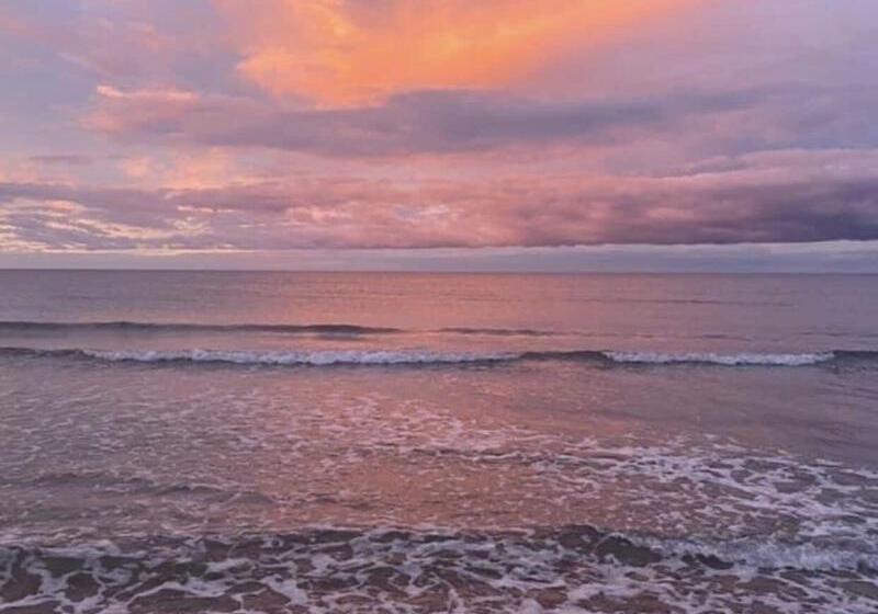 פנסיון Amare Beachside Luxury