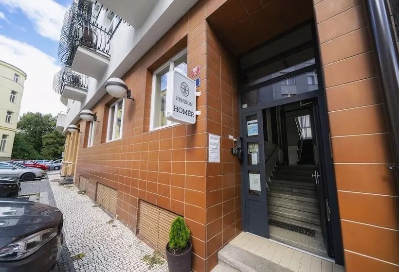 Majatalo Penzion Homer Poděbrady