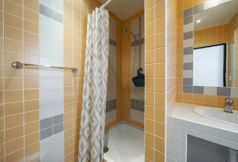 Majatalo Penzion Homer Poděbrady