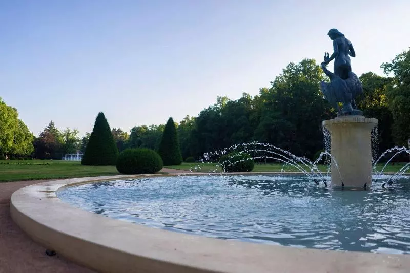 Majatalo Penzion Homer Poděbrady