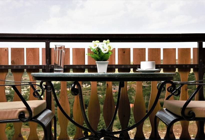 استراحتگاه Palais Des Cedres