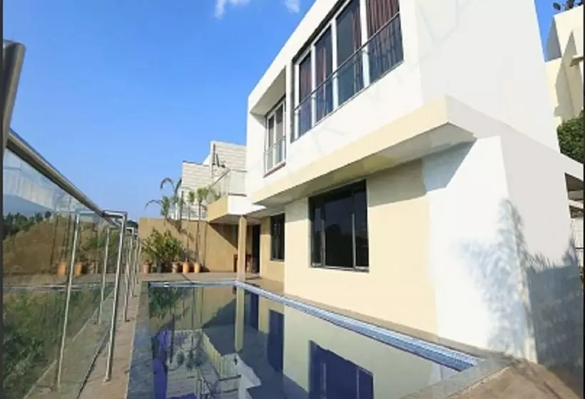 Skywater Villas And Lifestyle