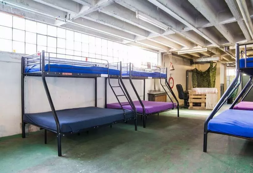 Boot Camp Central   Hostel