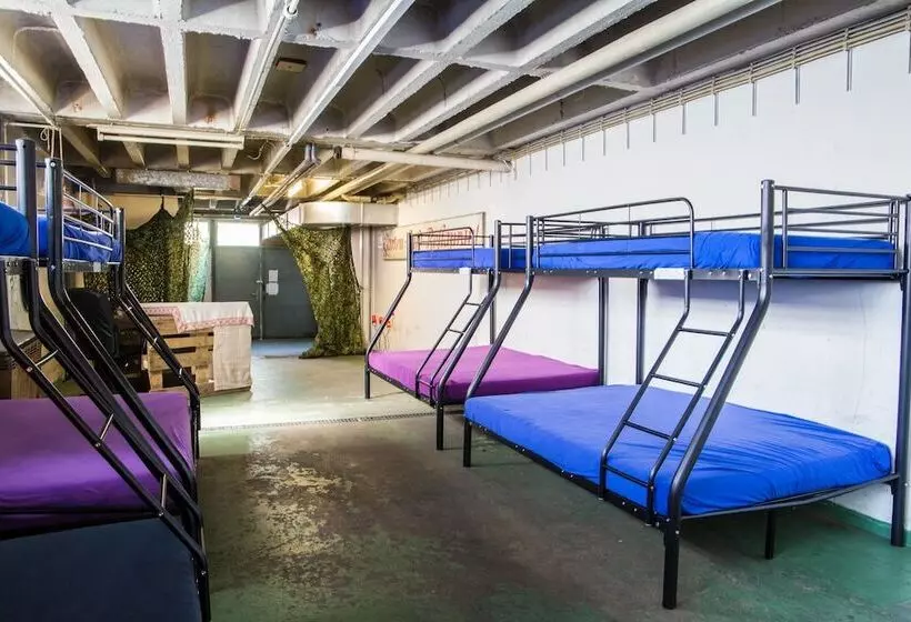 Boot Camp Central   Hostel