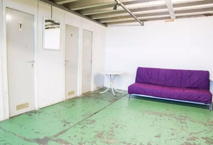 Boot Camp Central   Hostel